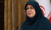 مهاجرانی: قیمت بنزین بدون آماده سازی اذهان افزایش نمی یابد