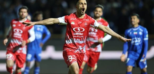 پرسپولیس برنده بازی بزرگ نیم فصل شد؛ شوک به استقلال نتیجه عکس داد