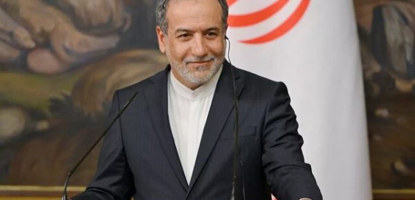 عراقچی: مذاکرات رو به جلو است؛ ادامه رایزنی‌ها در عمان خواهد بود
