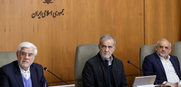 قدردانی پزشکیان از رهبر انقلاب برای مجوز مذاکرات غیر مستقیم