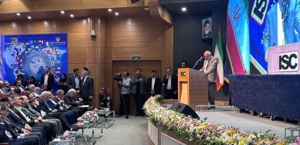 وابستگی اقتصاد به نفت عامل تنگناهای بخش خصوصی