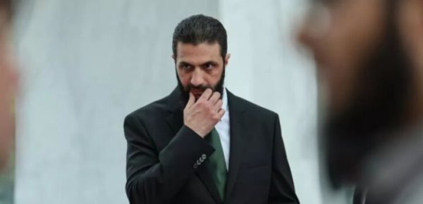 آمریکا به‌دنبال تطهیر چهره تروریست‌هاست