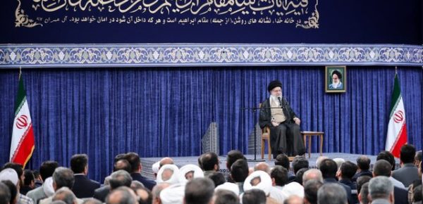 هیچ منفعتی برای امت اسلامی بالاتر از اتحاد نیست