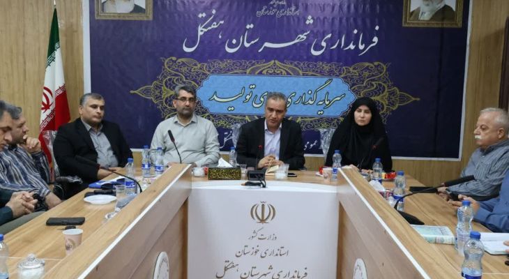 نیازمند هم‌فکری نخبگان در حوزه‌های مختلف هستیم