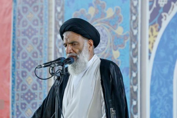 دشمن نظامی نمی‌تواند ایران را به زانو درآورد