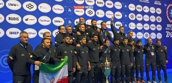 کشتی فرنگی ایران مقتدرانه بالای سکوی جهانی