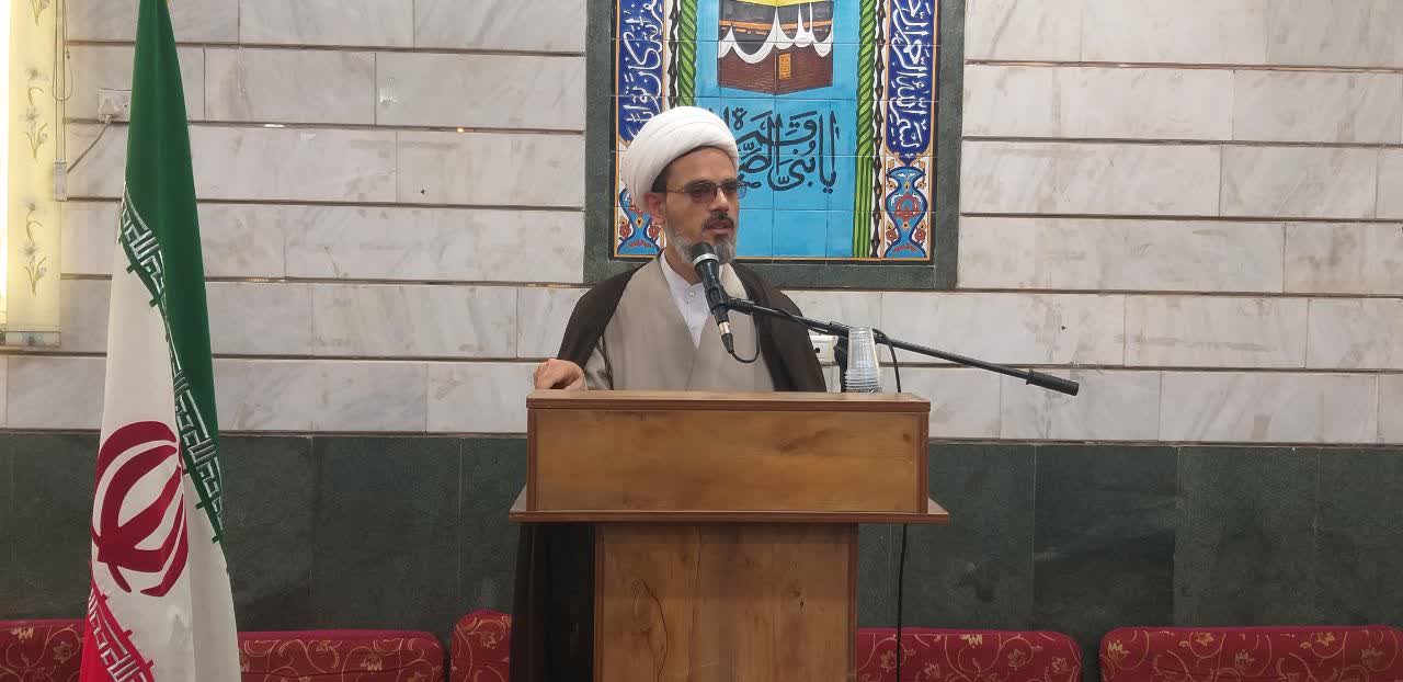 لزوم برگزاری میز خدمت هفتگی در مصلای شهرستان کارون
