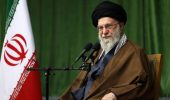 رهبر انقلاب: جوانان ما خوب هستند/رفتار برخی دستگاه‌ها انتقال ارزش‌های شهدا را نشان نمی‌دهد
