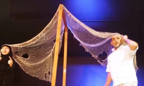 «زورق خارون» در فرهنگسرای مهدیه‌ کارون اجرا شد