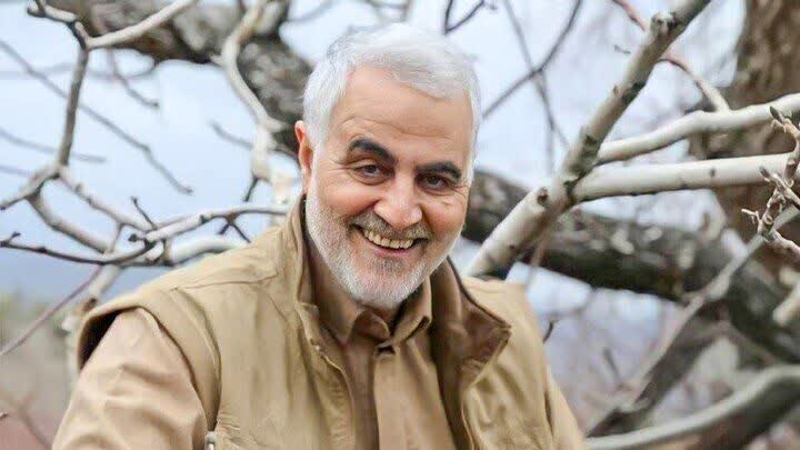 حاج قاسم؛مردی با دل بزرگ
