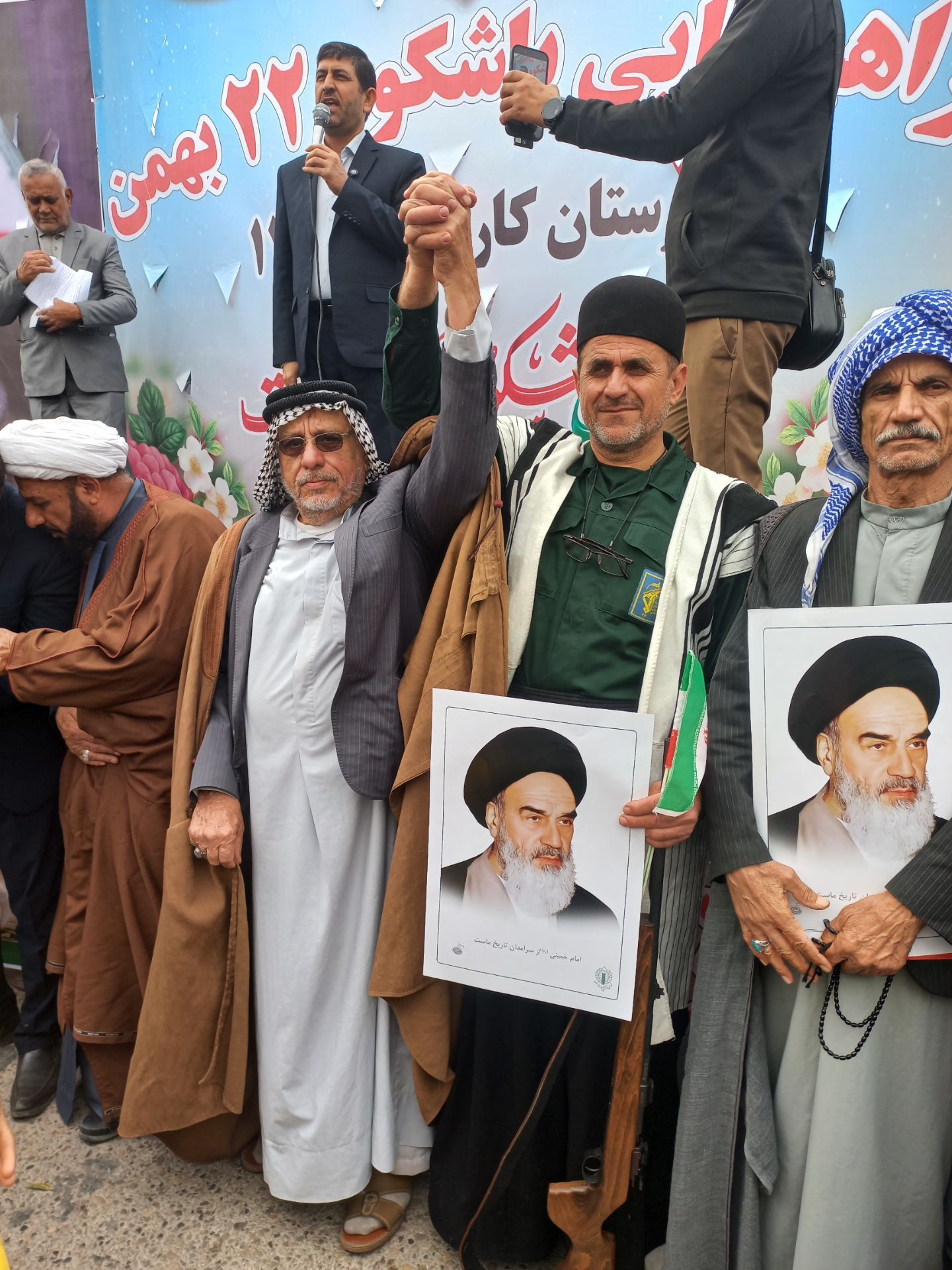 طوفان شور و شوق نسل های انقلابی در شهرستان کارون
