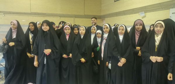 جشن مهربانی در شیرین‌شهر؛ تجلیل از دختران معتکف شهرستان کارون با حضور مسئولین