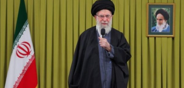 تشکر رهبر انقلاب از ملت ایران
