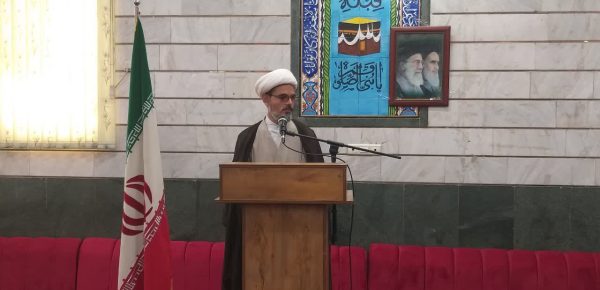 ایران هرگز در برابر خواسته‌های نامعقول آمریکا تسلیم نخواهیم شد