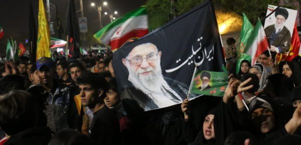 حماسه عزاداری و تجدید میثاق با آرمان‌ها
