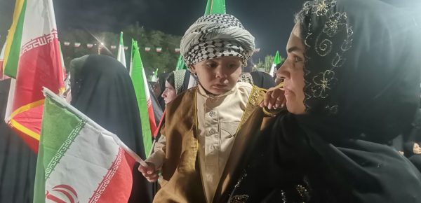 هفتادمین شب حماسه در کارون؛ مردم، ولایتمداری و عشق به وطن را فریاد زدند
