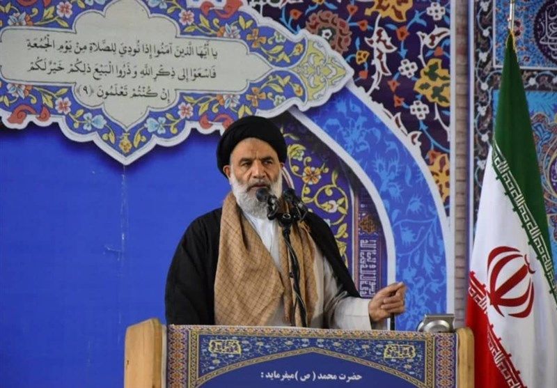 وحدت ملی در برابر تلاش دشمن ضروری است