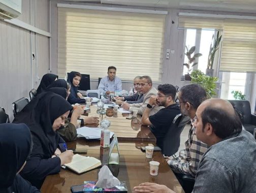 تقویت اجرای برنامه پزشکی خانواده در کارون