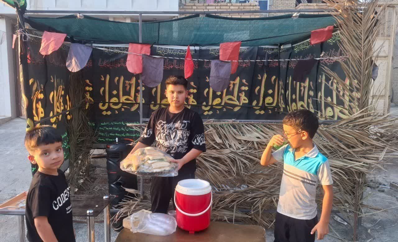 موکبهای کودکانه در کارون؛ جلوهای از عشق نسل کوچک به اباعبدالله الحسین (ع)